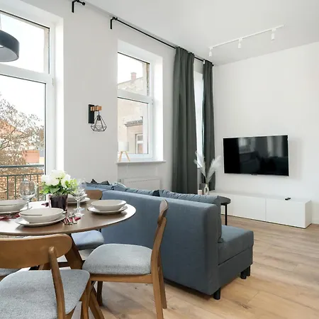 Klimatyzowane I Stylowe W Poznaniu Blisko Parku By Renters Apartment *