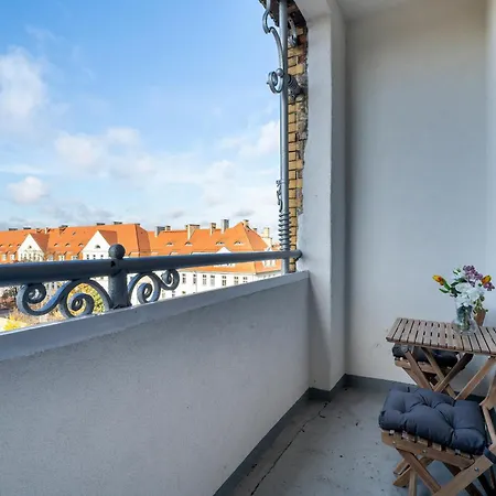 Klimatyzowane I Stylowe W Poznaniu Blisko Parku By Renters