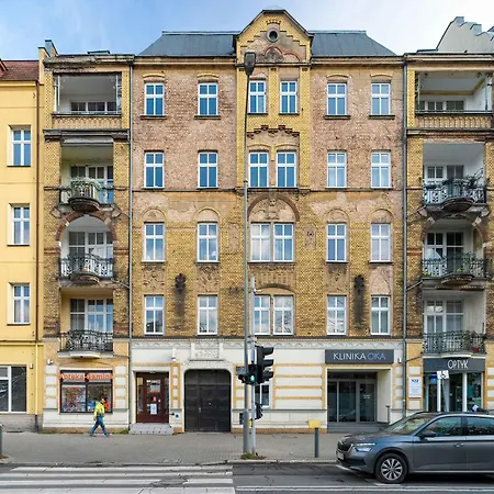 Klimatyzowane I Stylowe W Poznaniu Blisko Parku By Renters